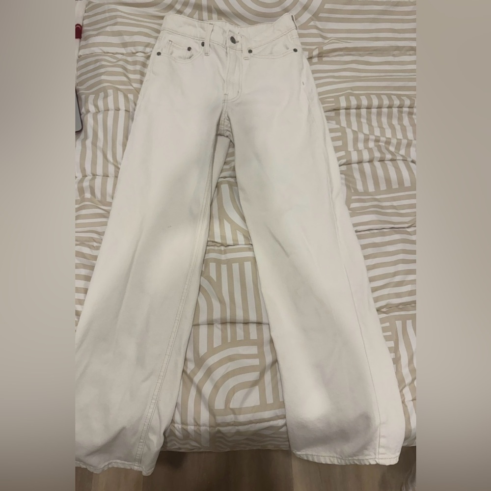 White Jeans